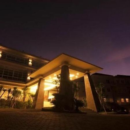 Lorin New Kuta Hotel Pecatu Eksteriør billede