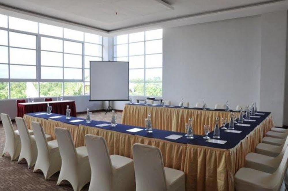 Lorin New Kuta Hotel Pecatu Eksteriør billede